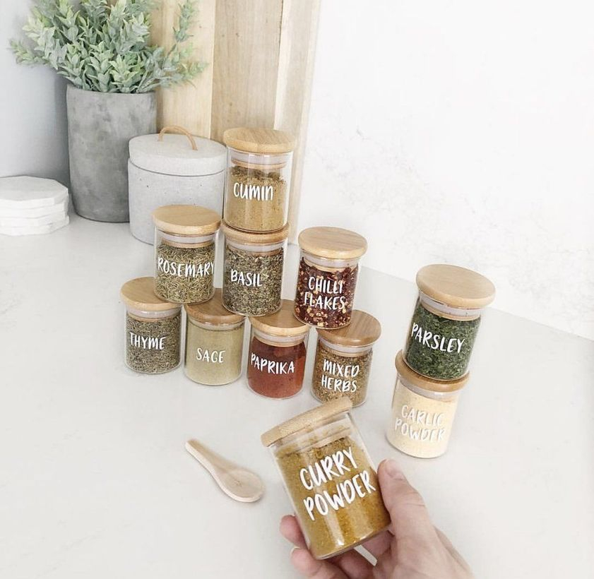 Small jar organizer