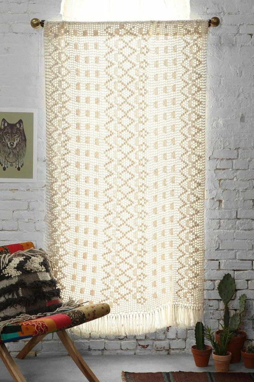 Square knit curtain