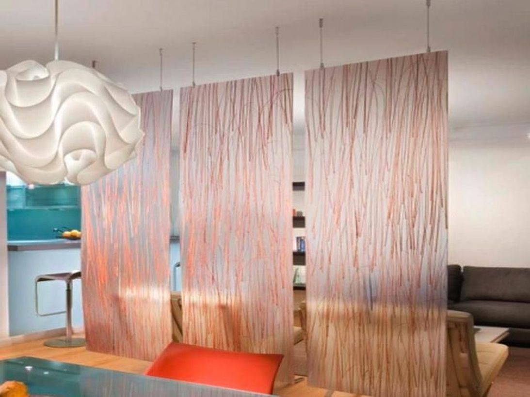 Square pattern room divider