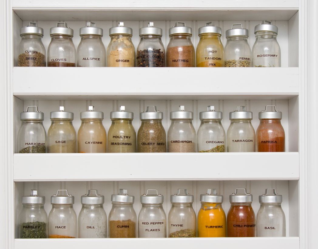 White spice rack