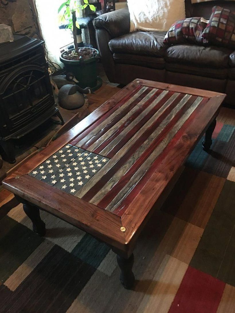 Wooden coffee table with theme of the flag of the united states