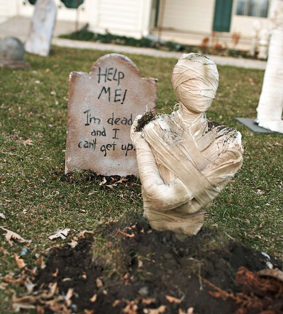 An awesome outdoor decorating with halloween mummy madness to make your spooky outdoor decoration in this halloween