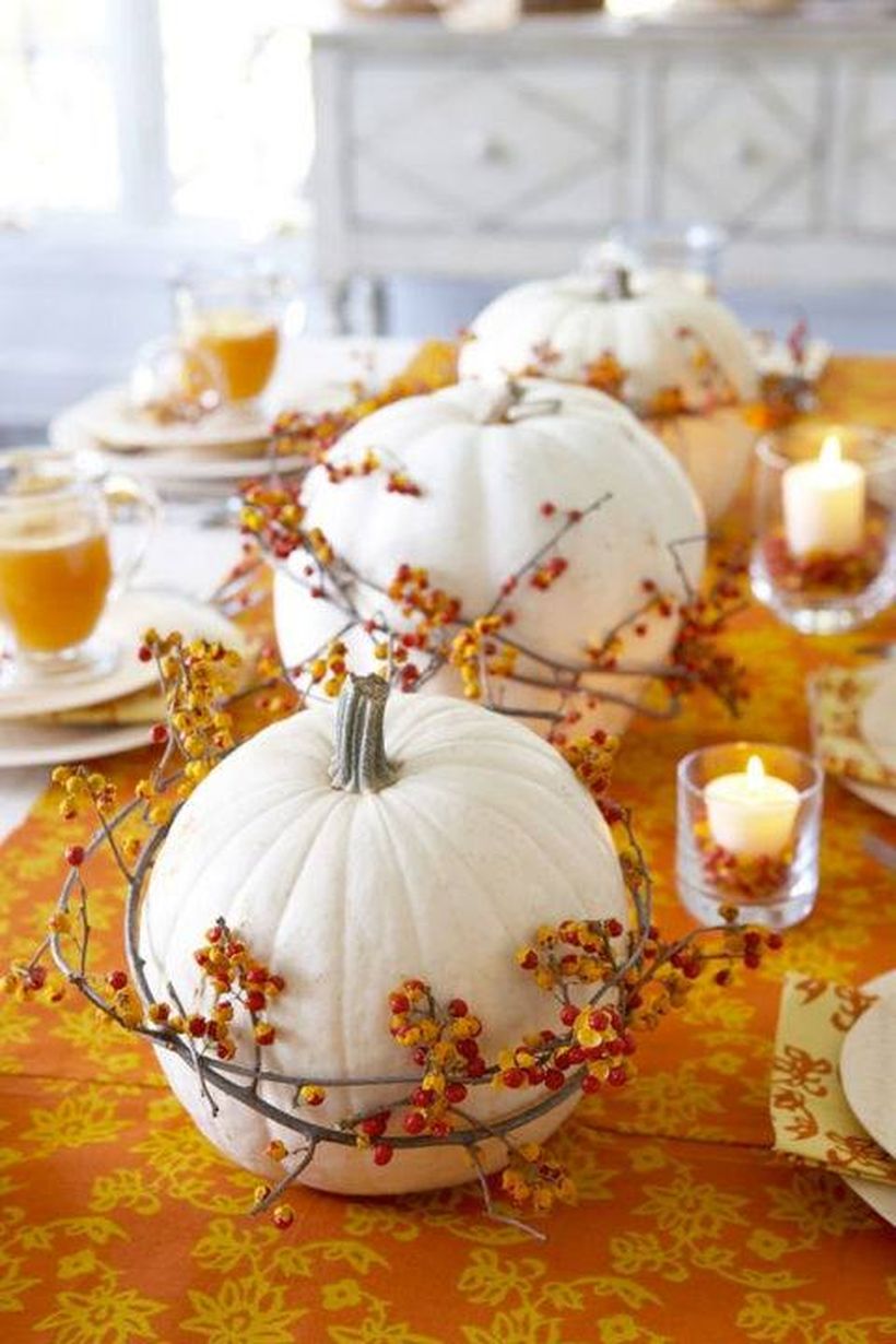 Big-white-pumpkin-and-natural-thanksgiving-tablescapes.-
