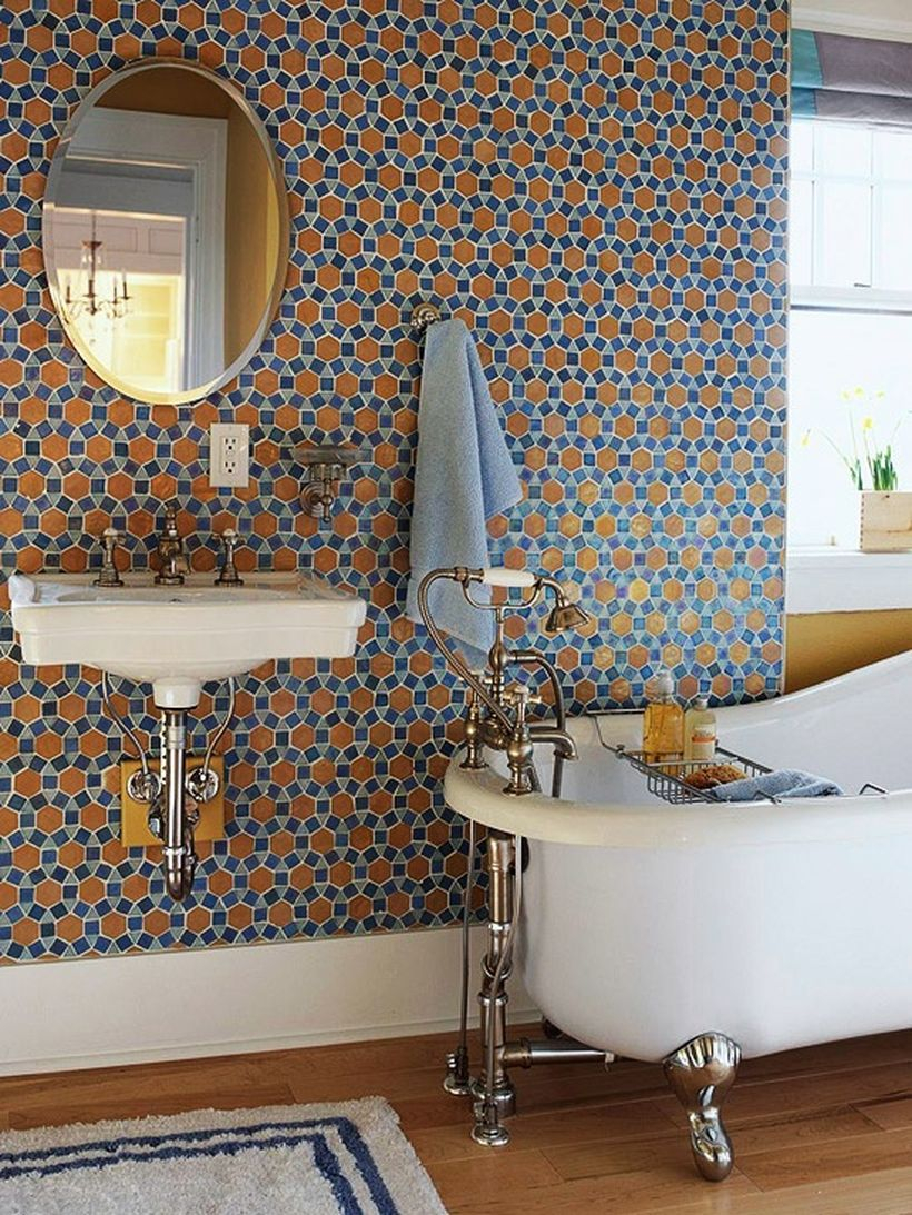 Round pattern wall with white sink and bathup for elegant bathroom decoration