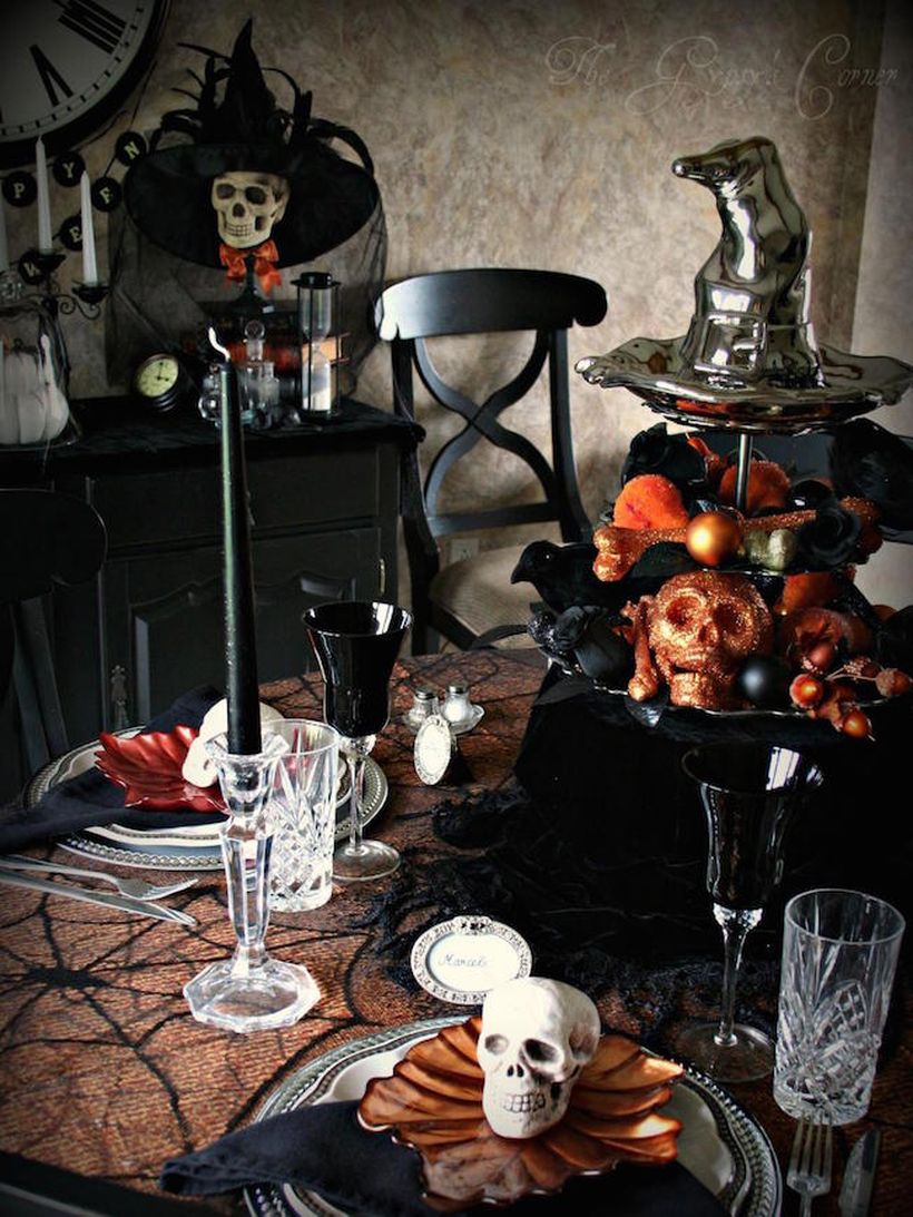 Arrangement lots of skull for halloween table setting
