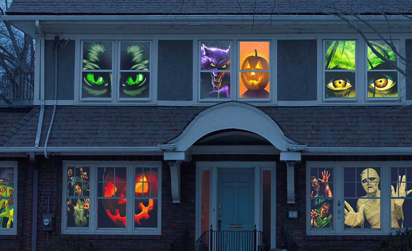 Decoration window with halloween themes