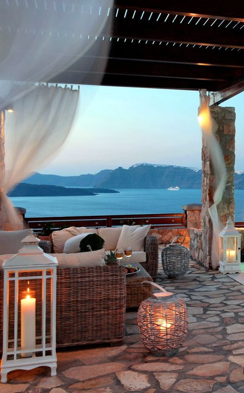 Rattan and lanterns lamps decoration