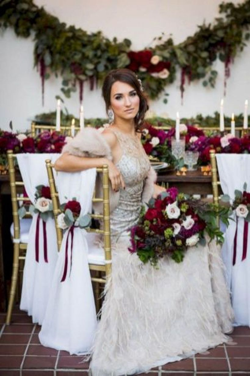 White curtain in the wooden chairs and plants decoration