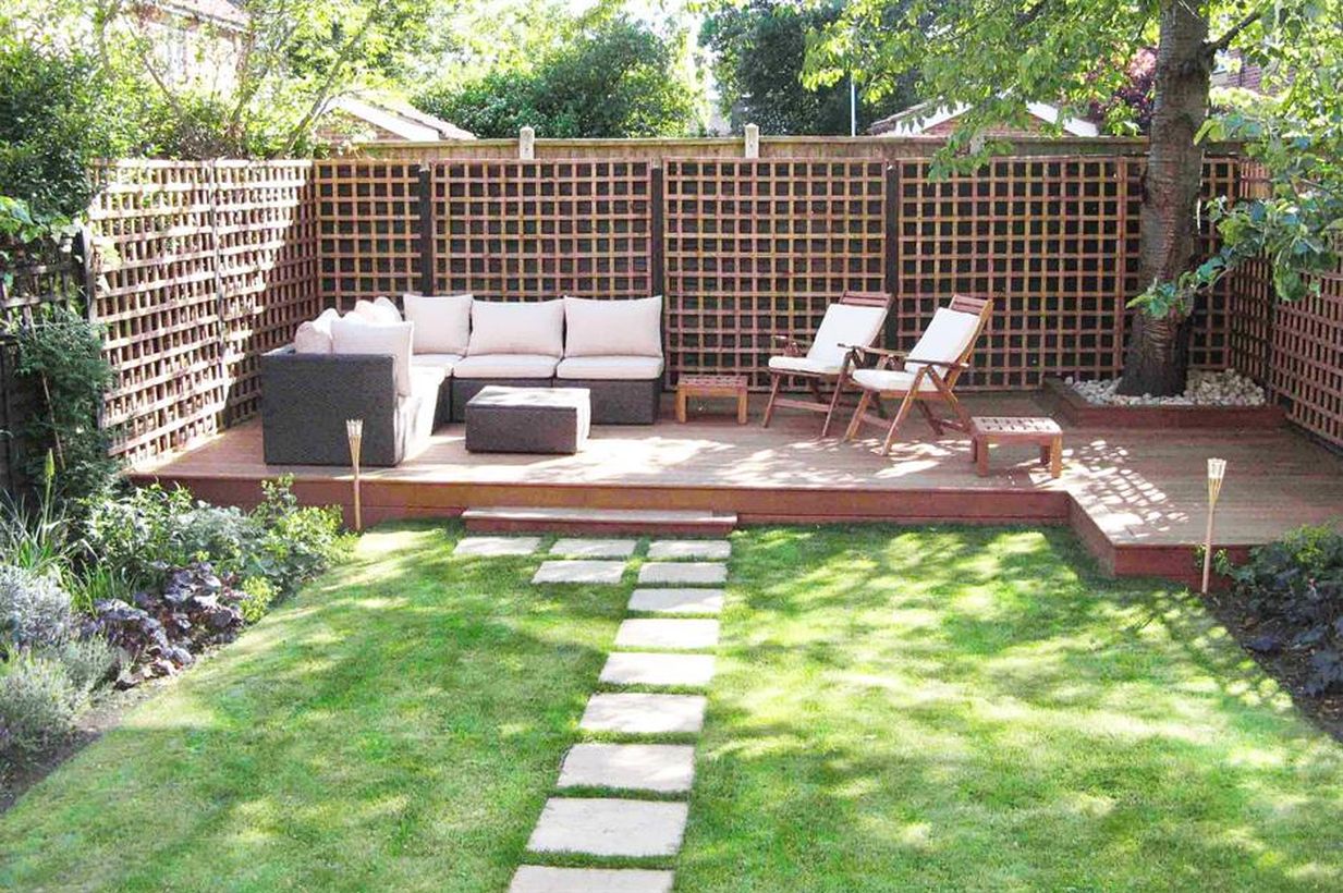 A-cool-backyard-patio-deck-design-is-added-with-greenery-adorning-your-backyard