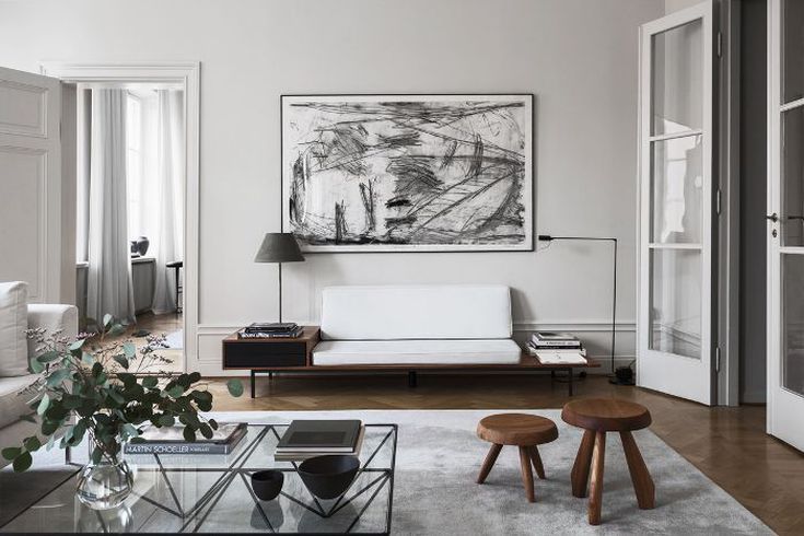 An-amazing-painting-for-your-home-decoration-with-modern-painting-its-a-great-way-to-experiment-in-a-living-room-or-bedroom-with-edgy-hues-for-a-more-dynamic-look.