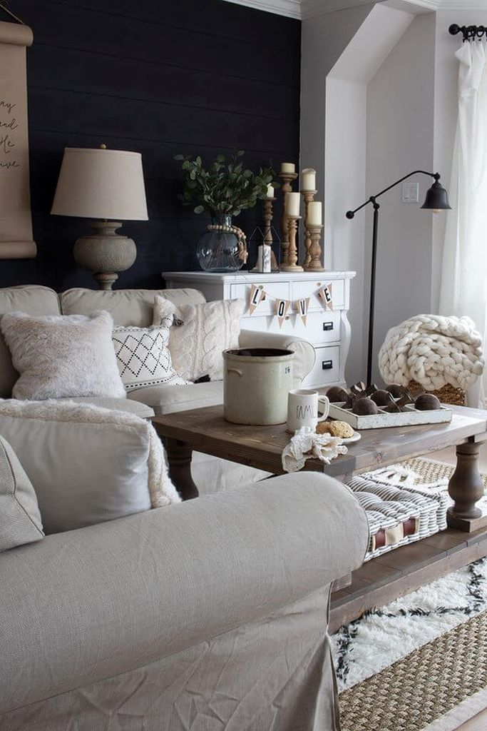 Black and white framhouse living room