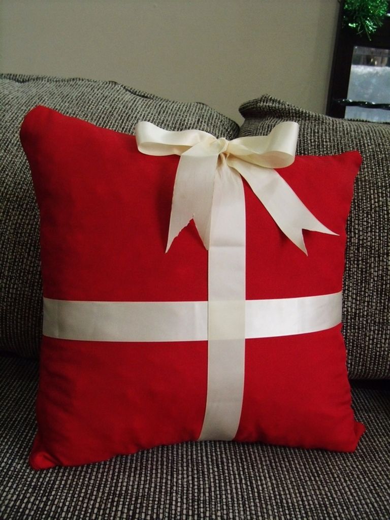 Diy-christmas-pillows-idea