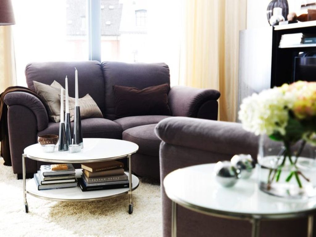 Giant-coffee-table