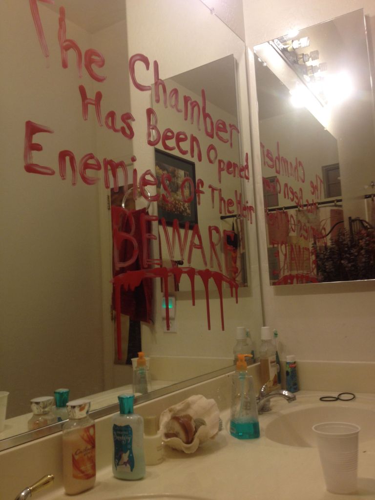 Mirror-decoration