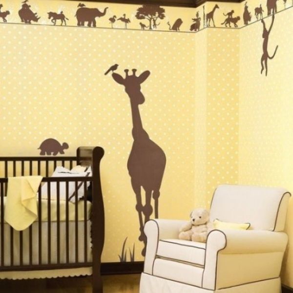 Polka-dot-wall-and-animal-mural-for-your-kids-room.