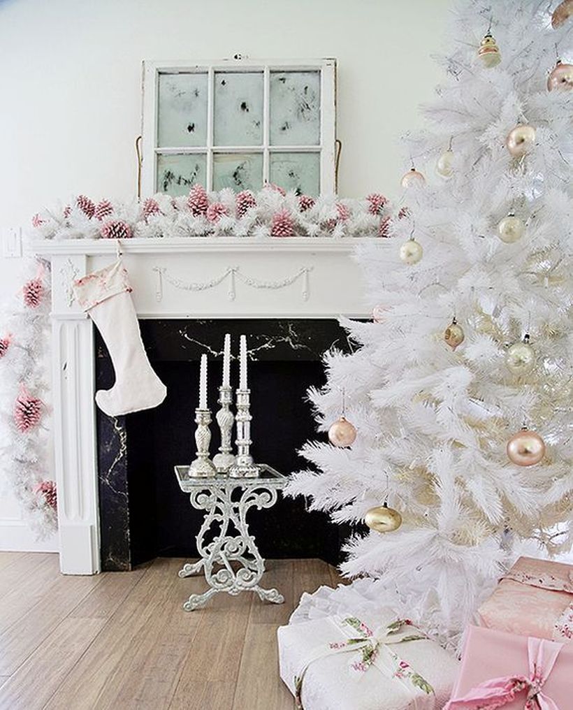 All-white-christmas-tree-with-pastel-metallic-ornaments-to-look-chic-and-refined