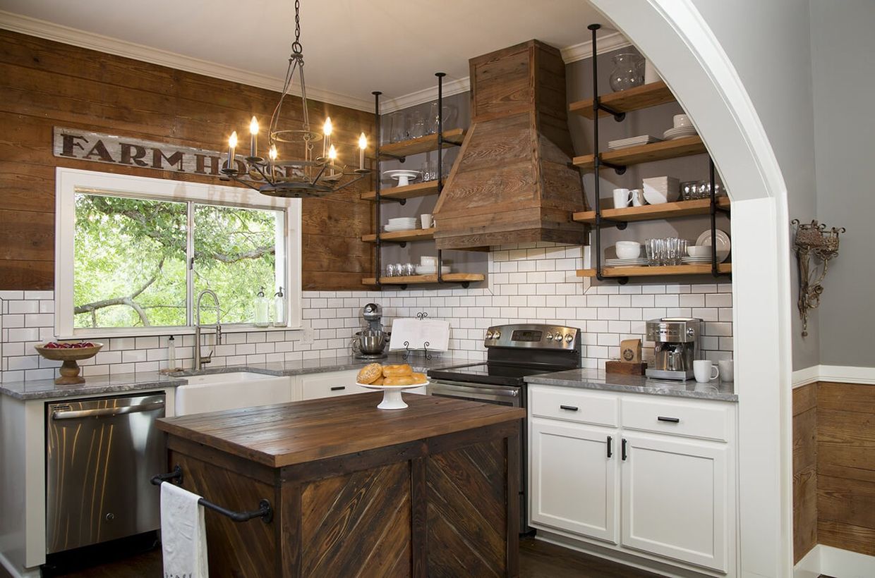 Grey-granite-countertop-and-wooden-kitchen-island