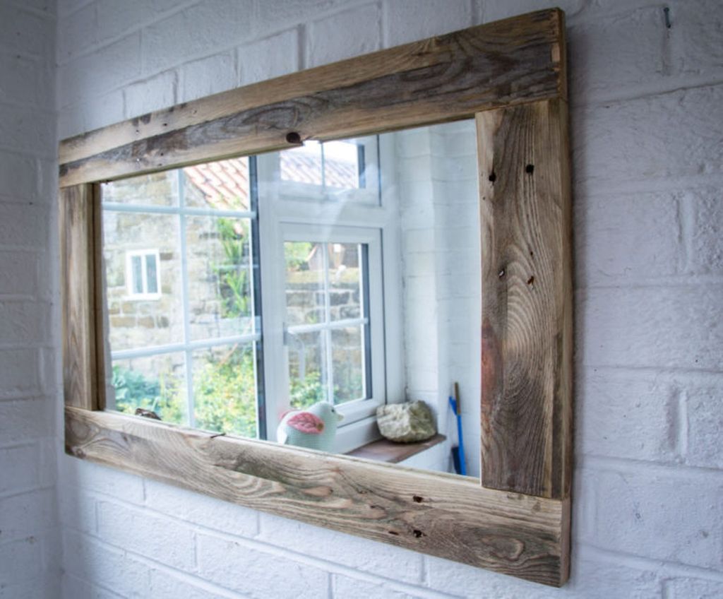 Rustic-mirror-pallet-wood