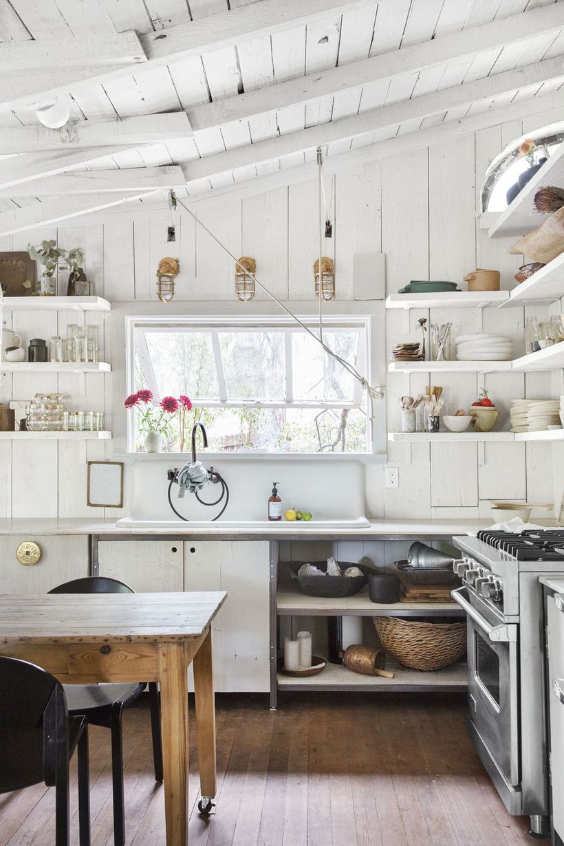 White-countertop-design-for-farmhouse-kitchen