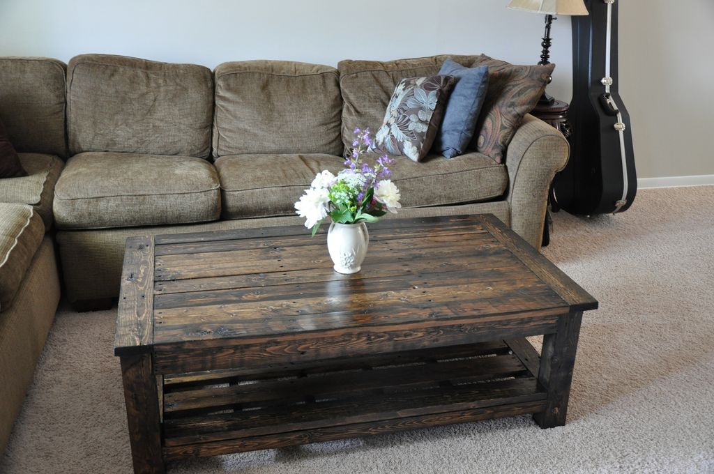 Wooden-cofee-table