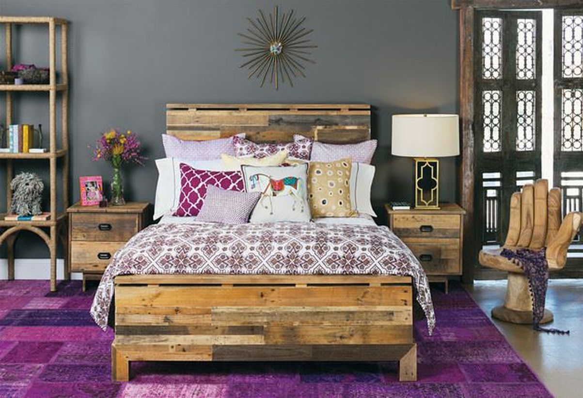 Wooden-pallet-bedroom-with-add-unique-bed-linen-patterns-for-a-boho-style-touch-and-to-make-it-attractive-and-beautiful-to-your-bedroom