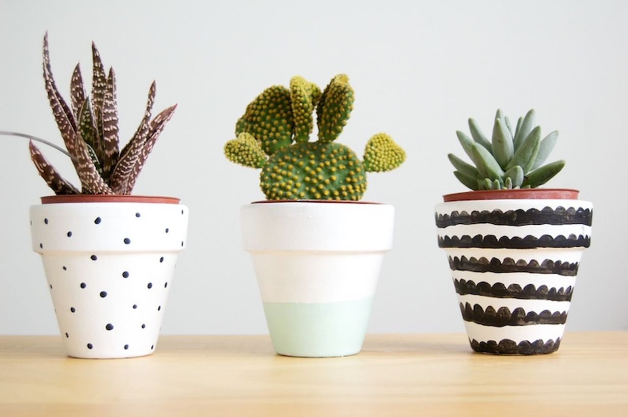 1-painted-pots