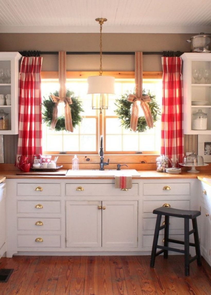 13-christmas-kitchen-holiday-decor-tips-and-ideas-10