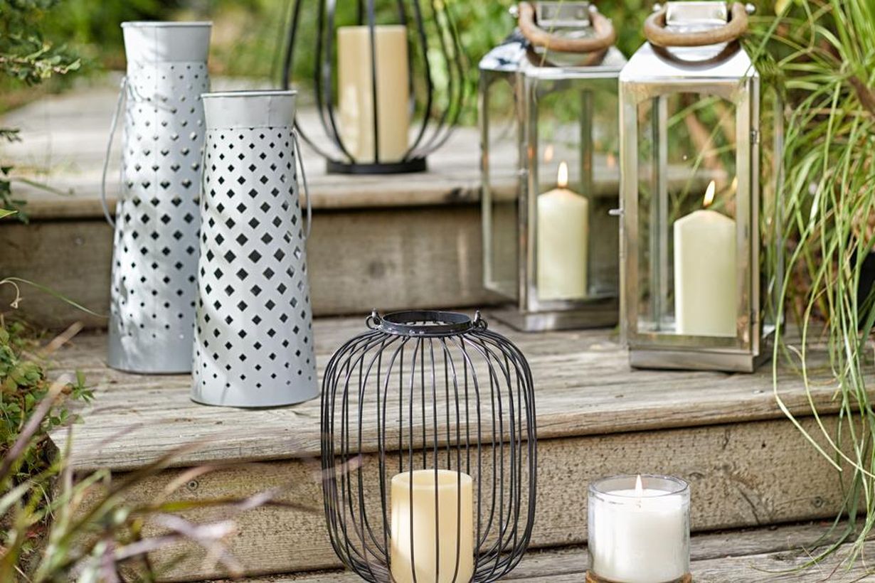 1319-patio-ideas-small-garden-evening-lighting