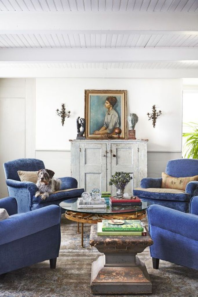 Antique furniture for rustic living room
