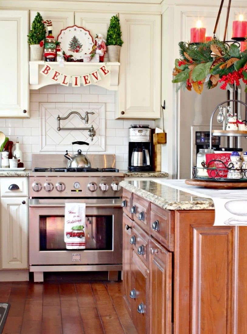 Farmhouse-christmas-kitchen6-1