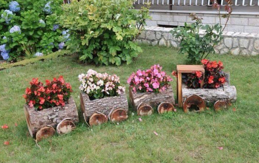 Log-train-planter