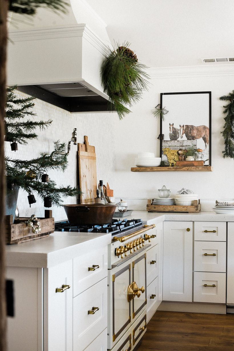 Minimalisticchristmaskitchendecorideasfromboxwoodavenue