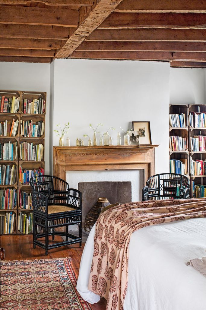 Rustic bedroom design with wooden bookshelves