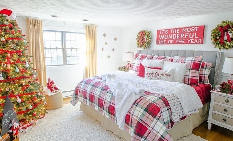 Simple-christmas-bedroom-decoration-ideas-28