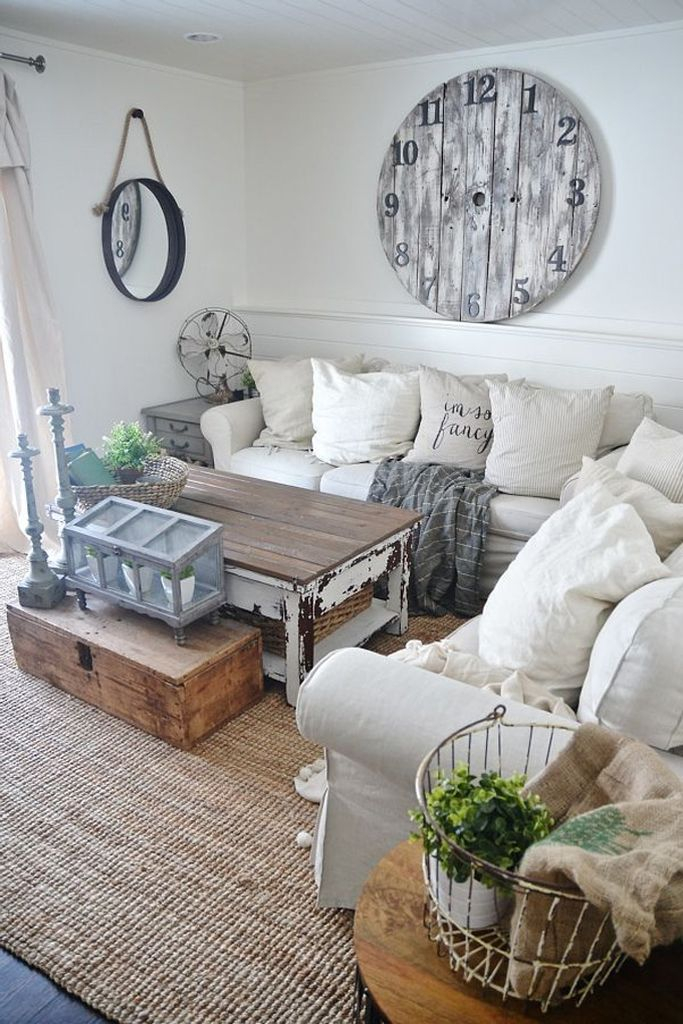 Simple farmhouse living roo design with vintage clock on the walls to perfect your living room