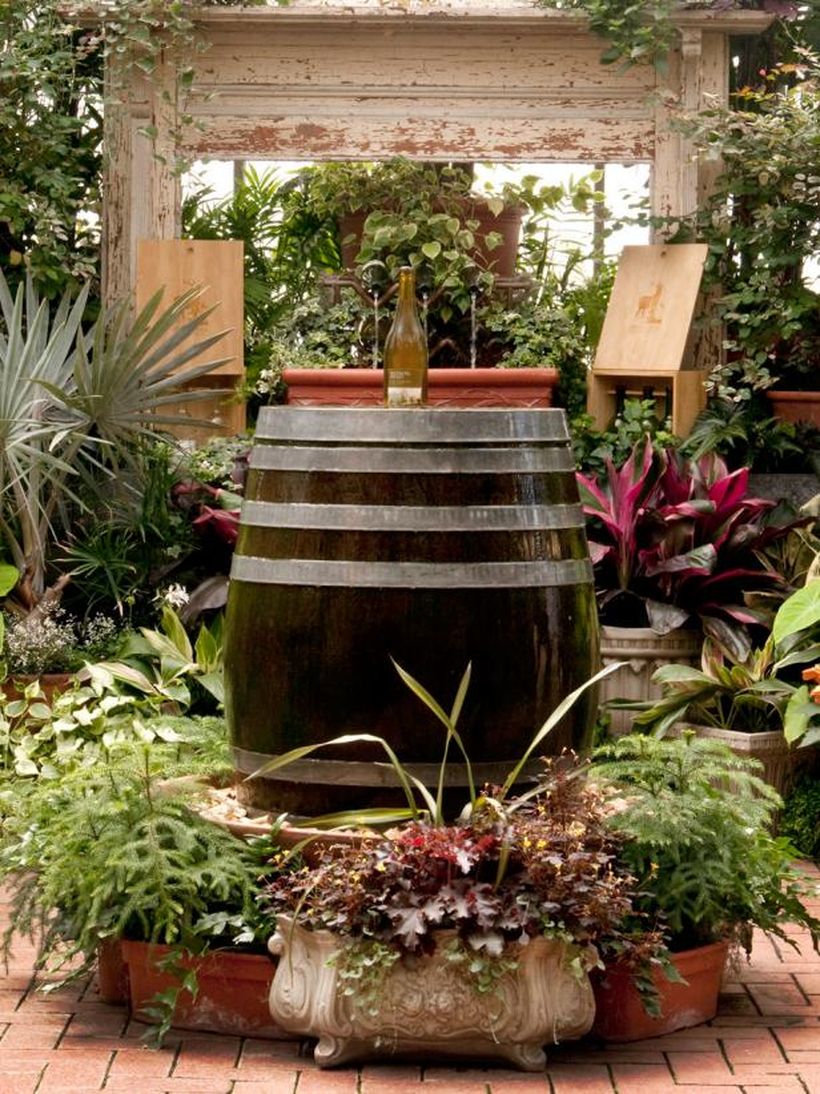 Wine-barrel-and-bottle-fountain