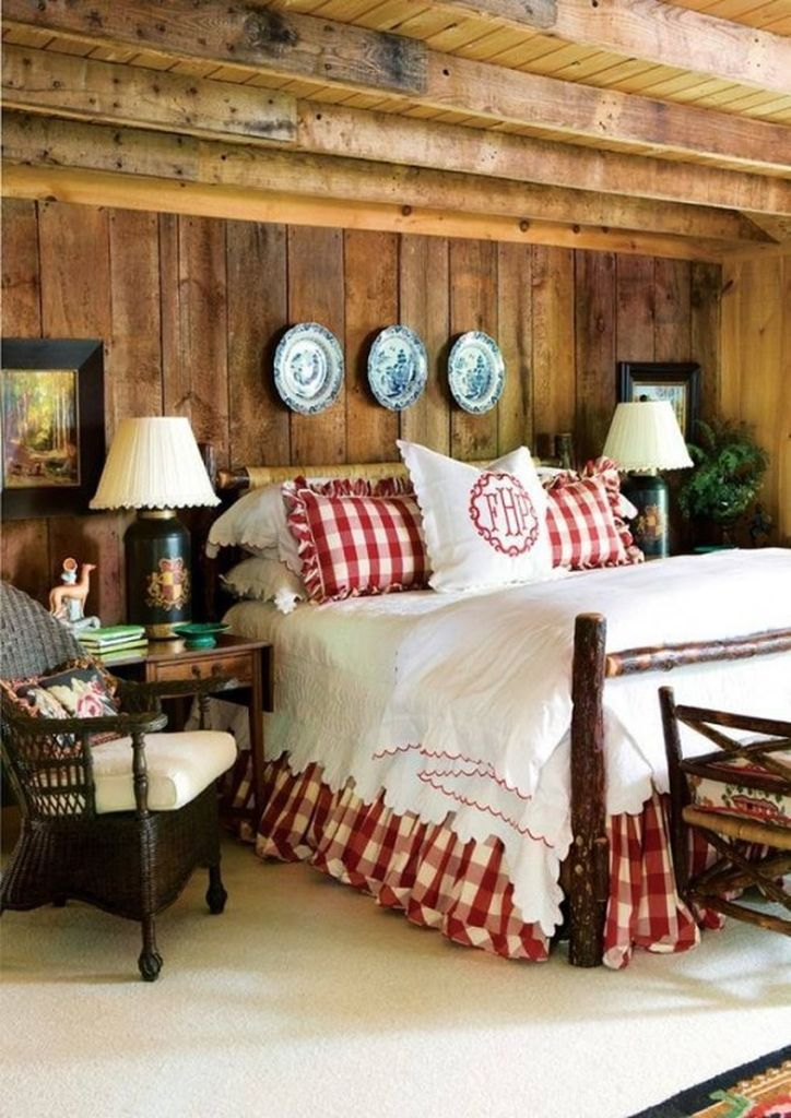 Wooden bedroom design for winter