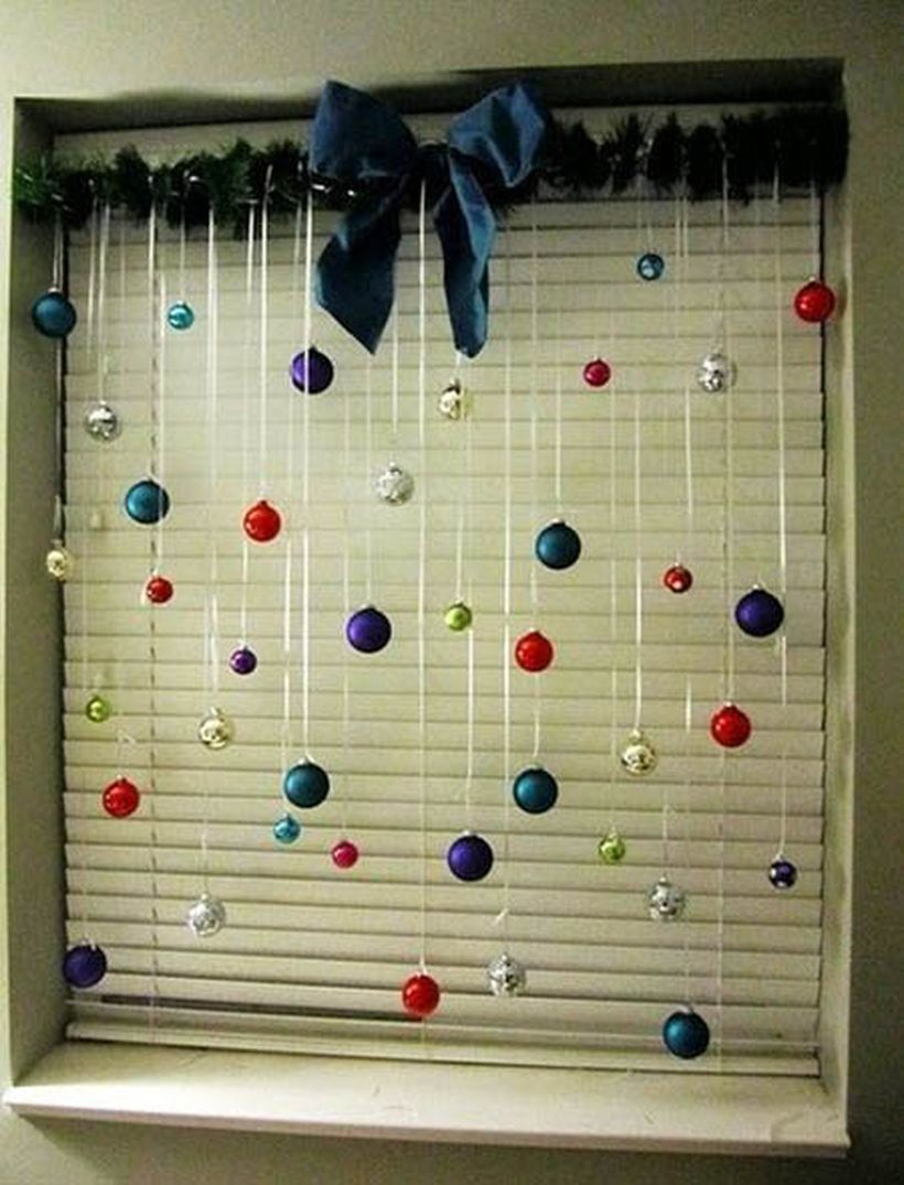 Christmas window combine with colorful ornament ideas