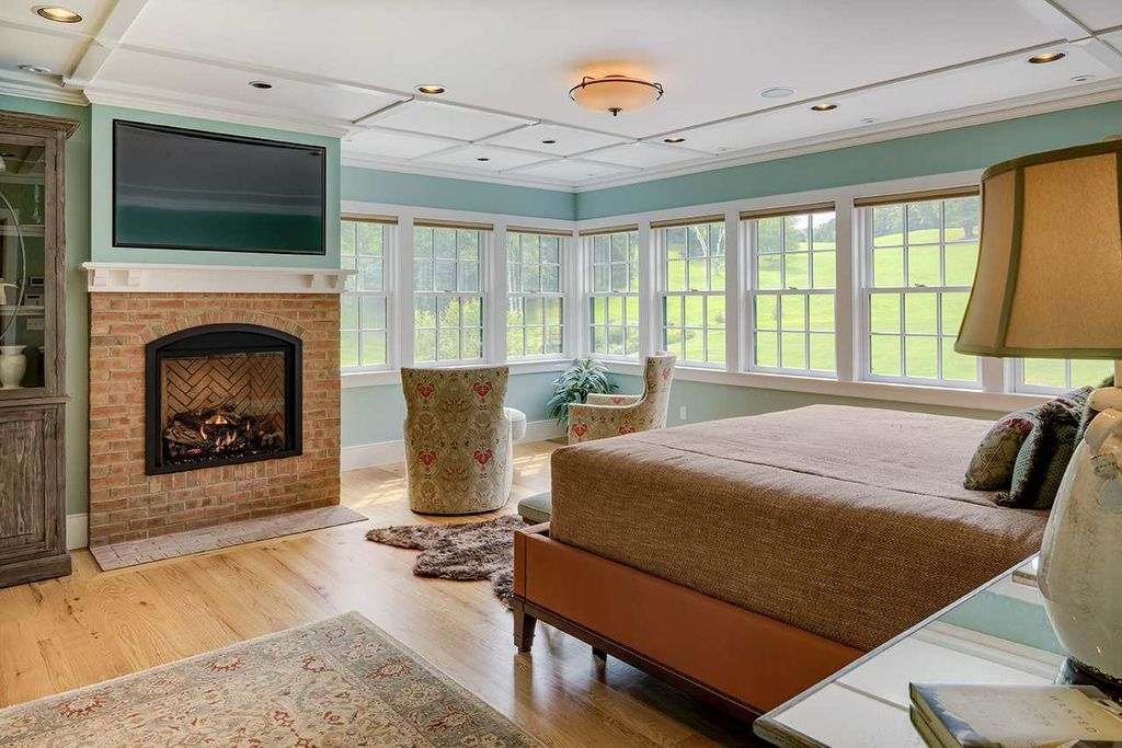 Rustic-style-bedroom 4