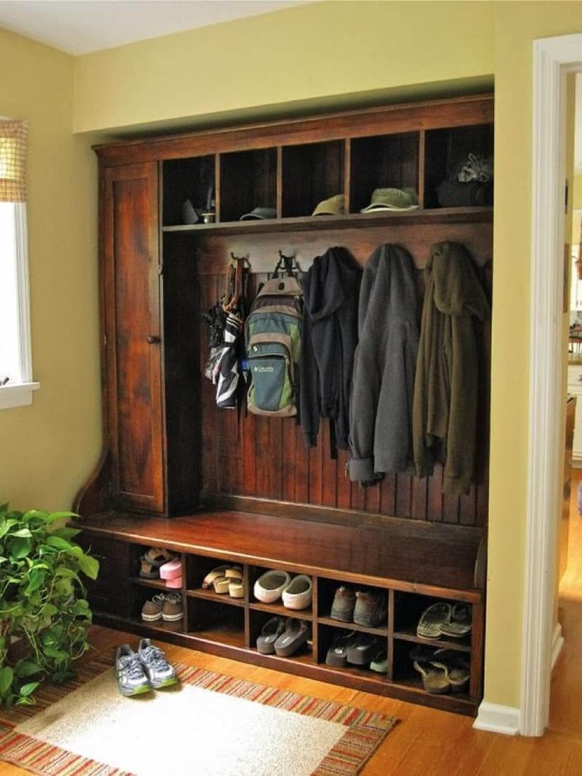 13-mudroom-ideas-homebnc