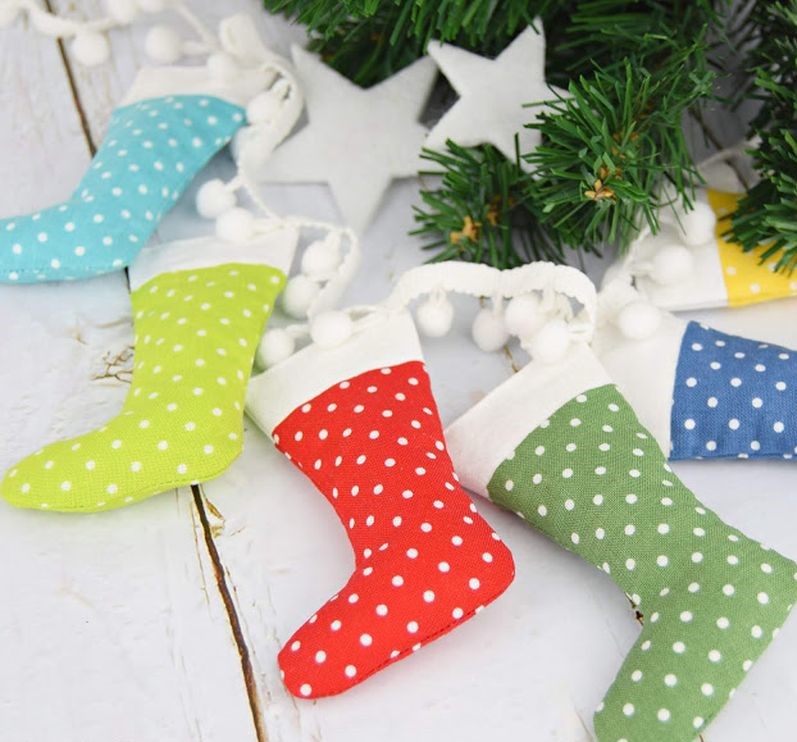 24 Ideas for Adorable Handmade Christmas Socks