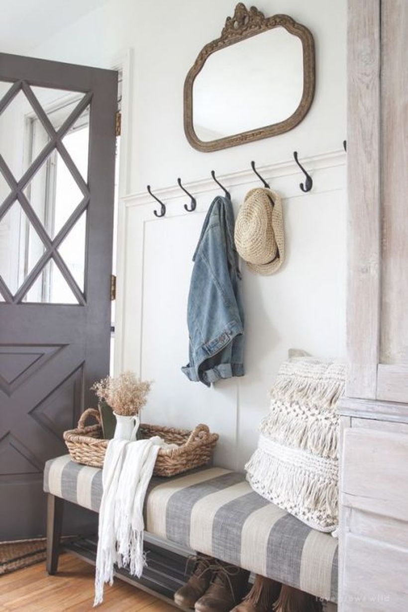 1entryway-storage-2