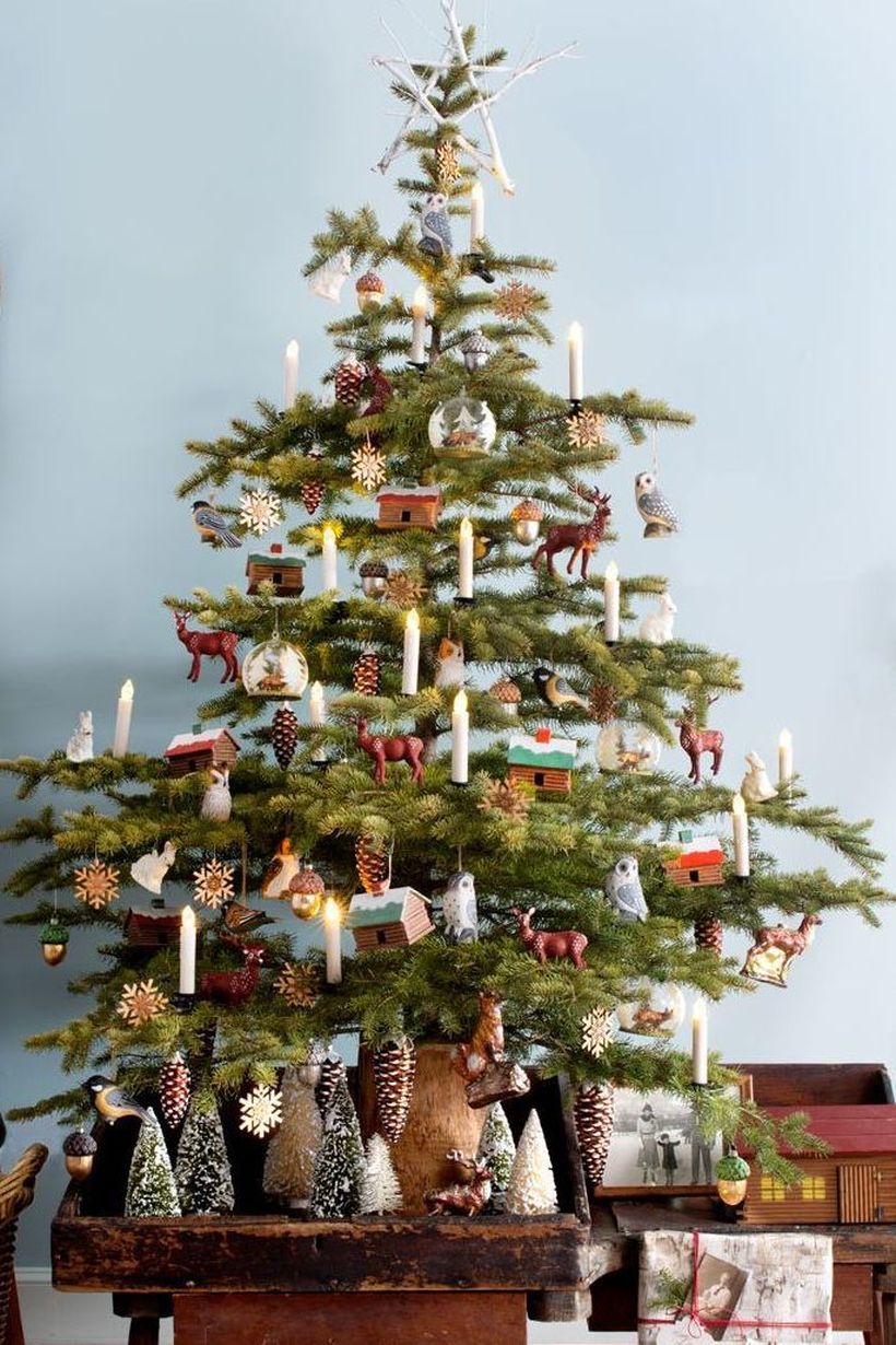 1sdfschristmas-tree-decoration-ideas-woodland-tree-1569006032