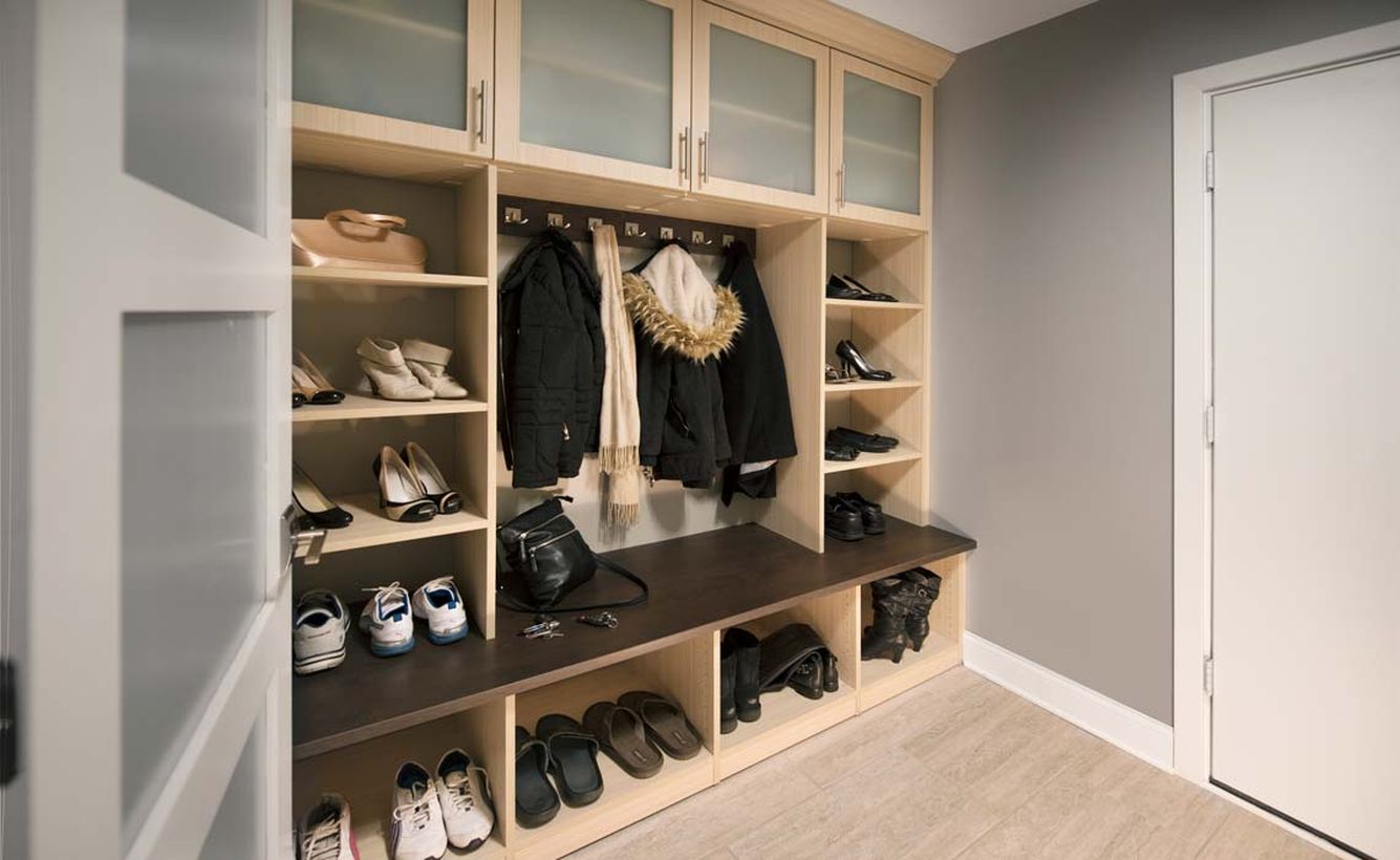 3969372_mudroom-center-view-3_1140x700