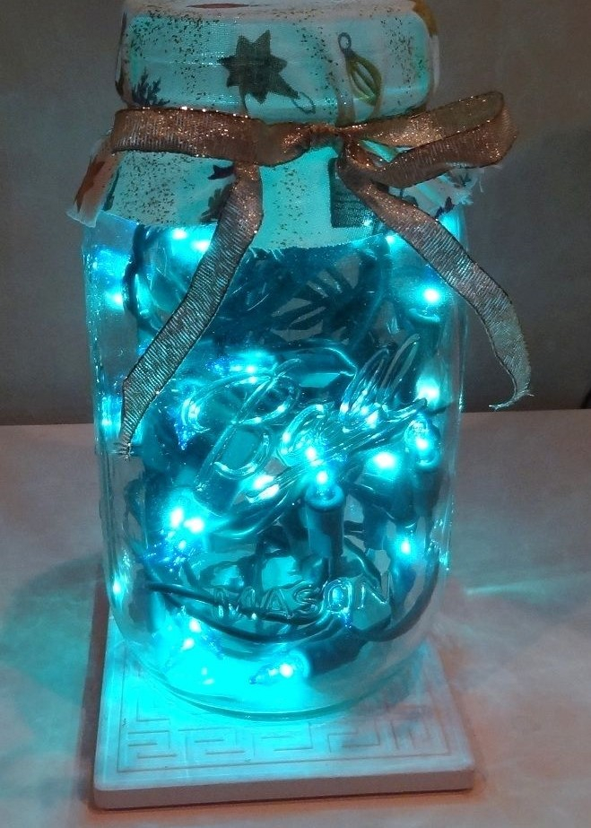 Diy-christmas-decorations-blue-lights-in-canning-jar
