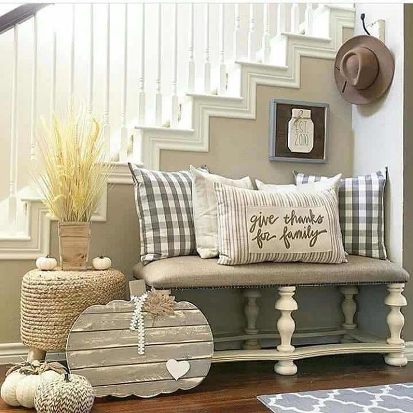 Fall-inspired-entryway-decorating-ideas-03-1-kindesign