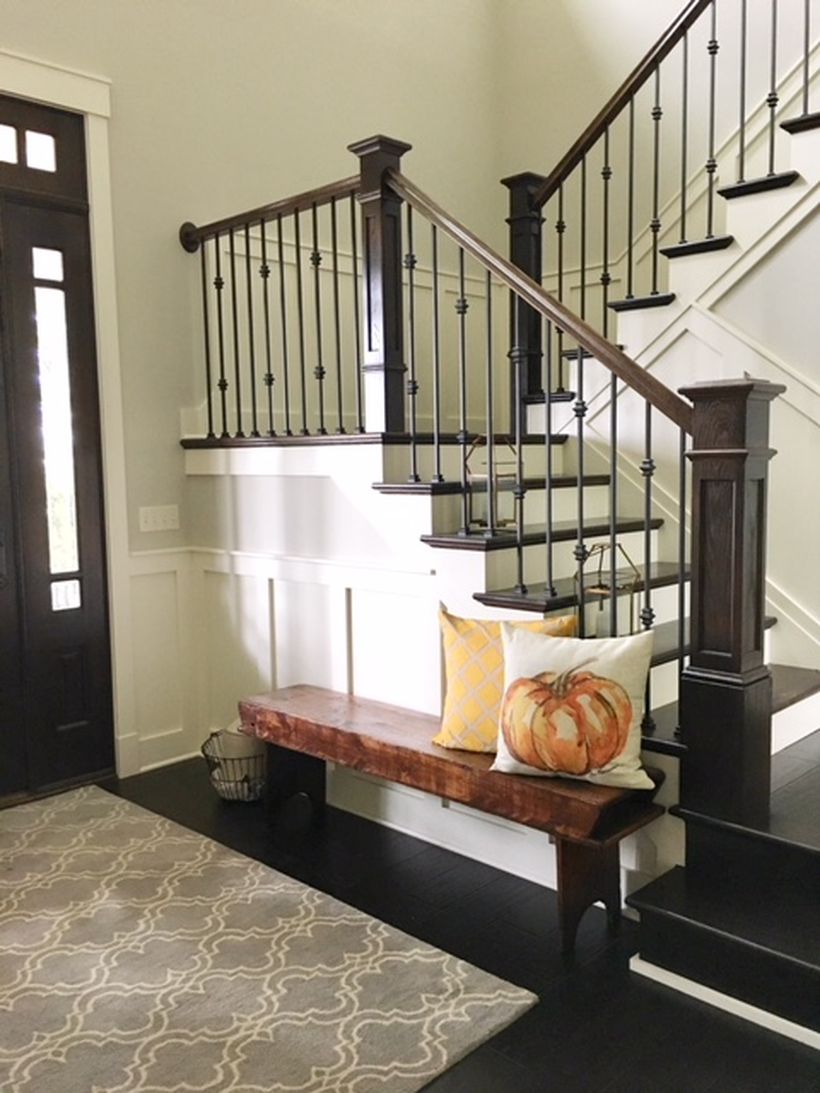 Farmhouseredefinedentrywaybench
