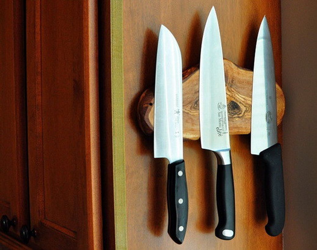Diy-knife-racks-and-holder-to-make-your-kitchen-comfier6