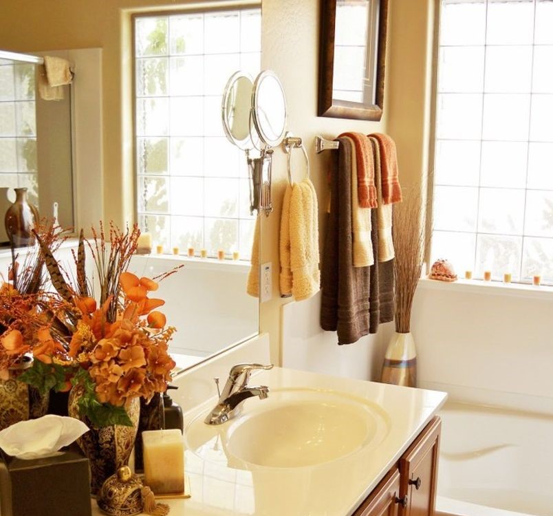 Easy-fall-decorating-ideas-fall-bathroom-decor_1533693638_680x680_0e4792bbd6bf5288-1