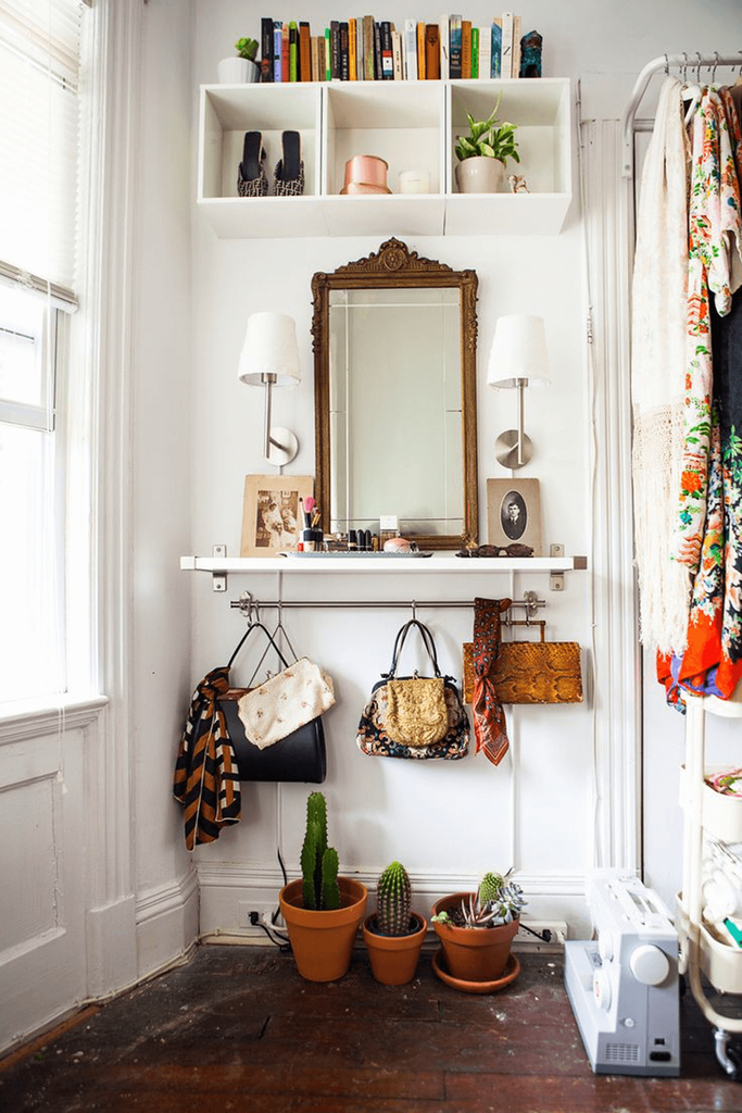 Entryway 4